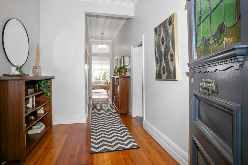 28 Rocklands Avenue, Mount Eden, Auckland - Carousel 2