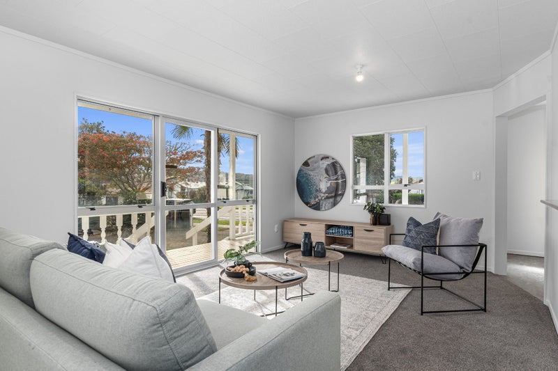 107 Paramount Parade, Tikipunga, Whangarei - Carousel 1