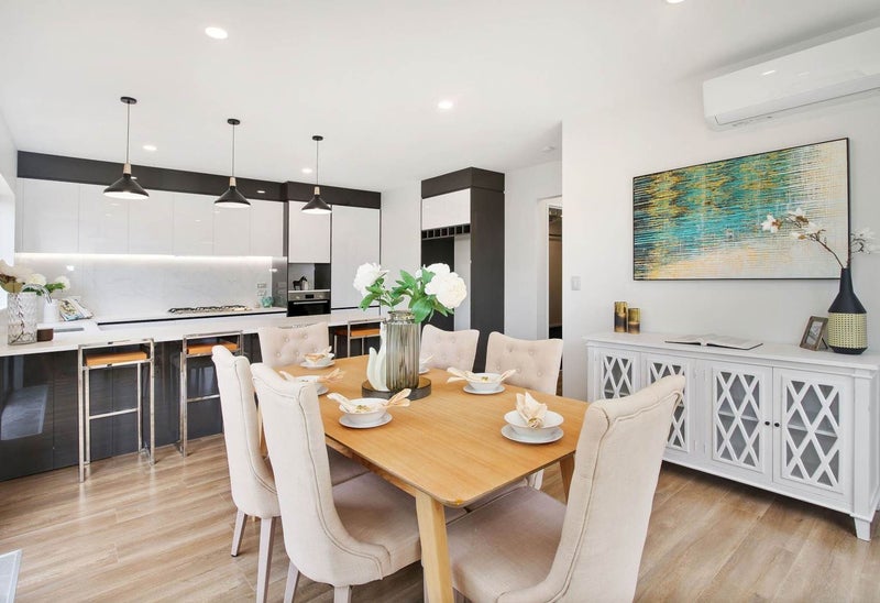 2A Britannia Place, Half Moon Bay, Auckland - Carousel 2