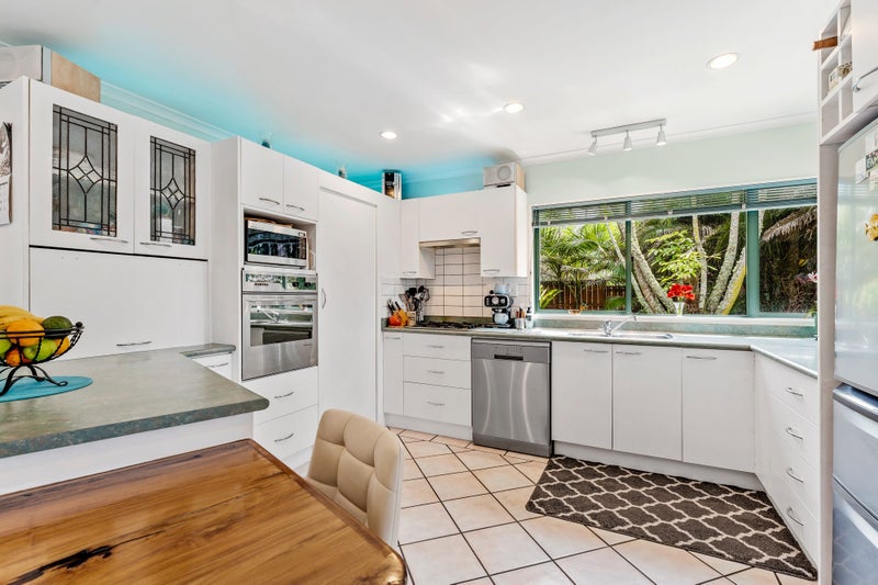 1 Kensington Terrace, Gulf Harbour, Whangaparaoa - Carousel 2