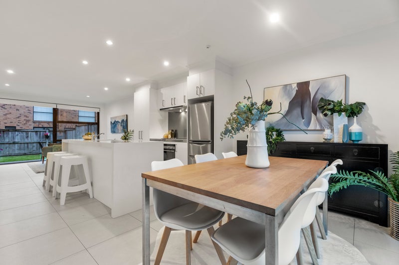 43 Scoria Crescent, Stonefields, Auckland - Carousel 2