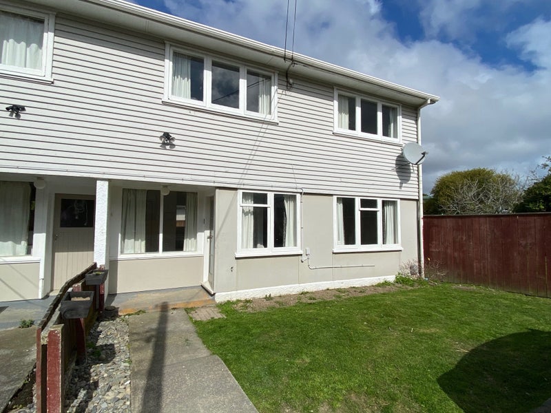 11 Purser Grove, Fairfield, Lower Hutt - Carousel 12