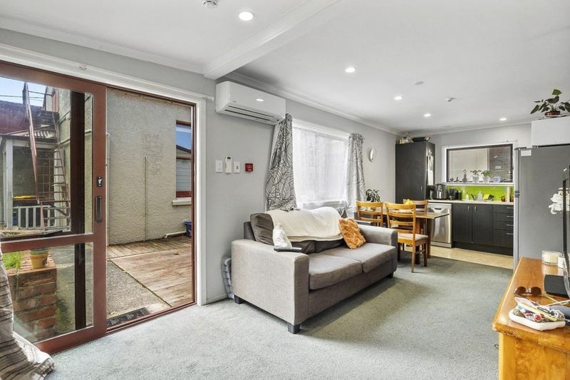 21C Clark Street, Dunedin Central, Dunedin - Carousel 2