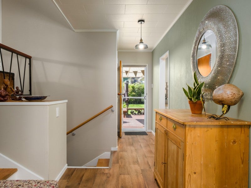 5 Forest Park Lane, Whataupoko, Gisborne - Carousel 2