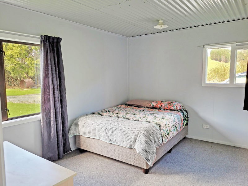 285 Valley Road, Kaiwaka - Carousel 33