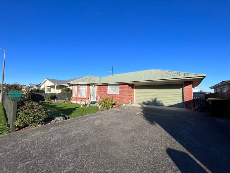 27 Avenal Street, Avenal, Invercargill - Carousel 2