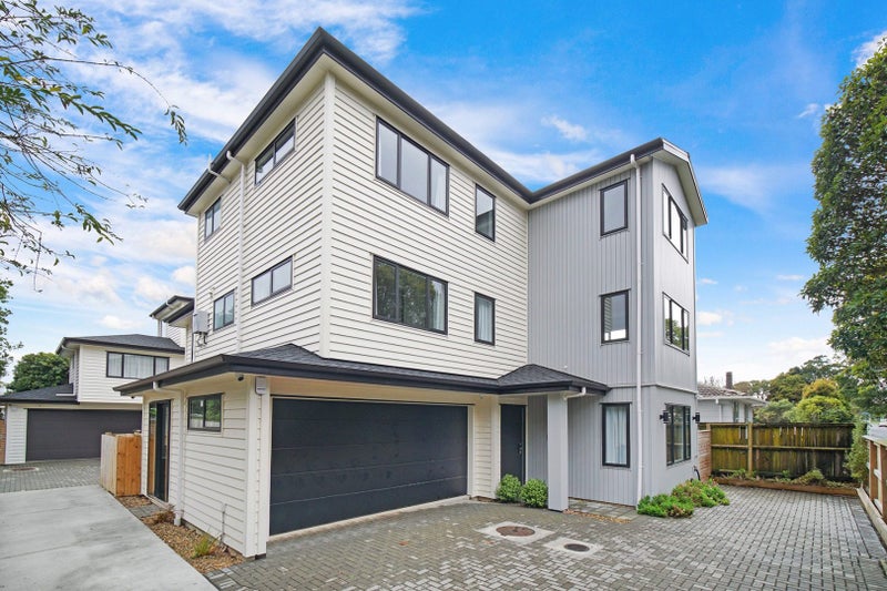 421A Bucklands Beach Road, Bucklands Beach, Auckland - Carousel 1