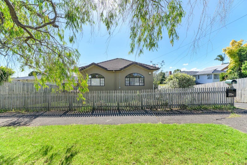 25 Fir Street, Waterview, Auckland - Carousel 2
