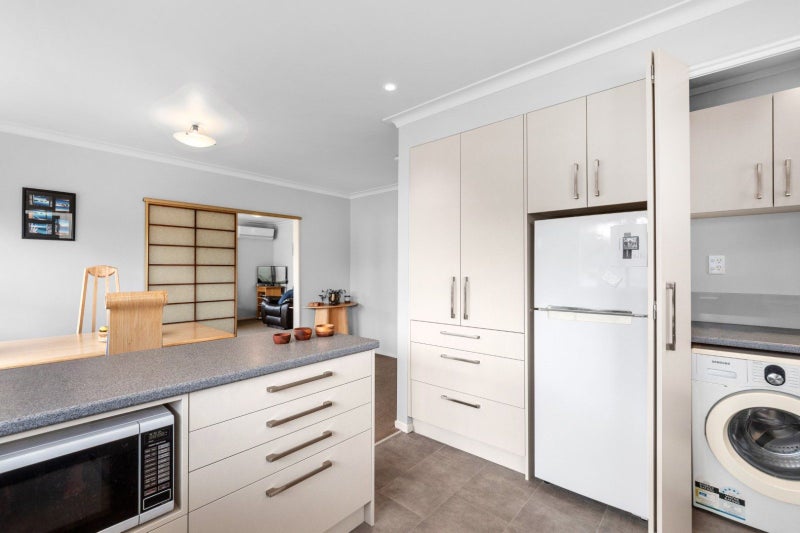 3/388 Devonport Road, Tauranga South, Tauranga - Carousel 2