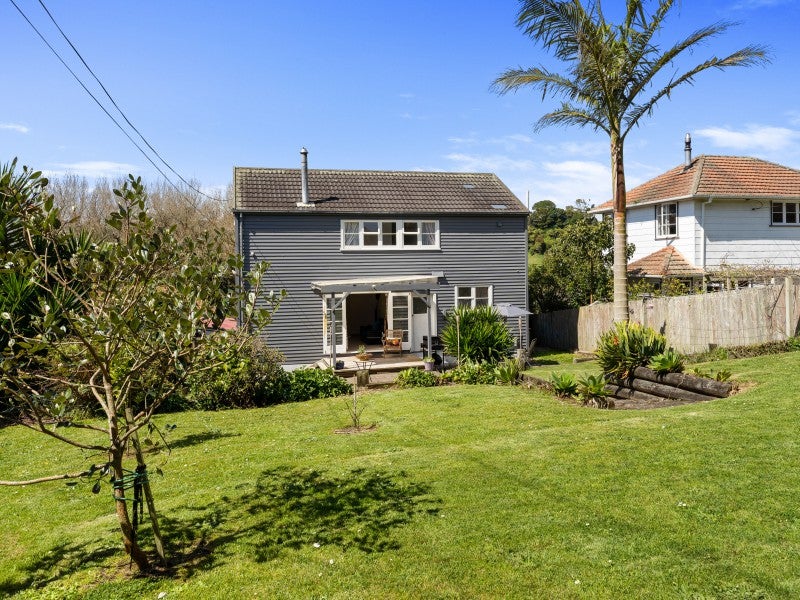 2/22 Glenpark Avenue, Frankleigh Park, New Plymouth - Carousel 2