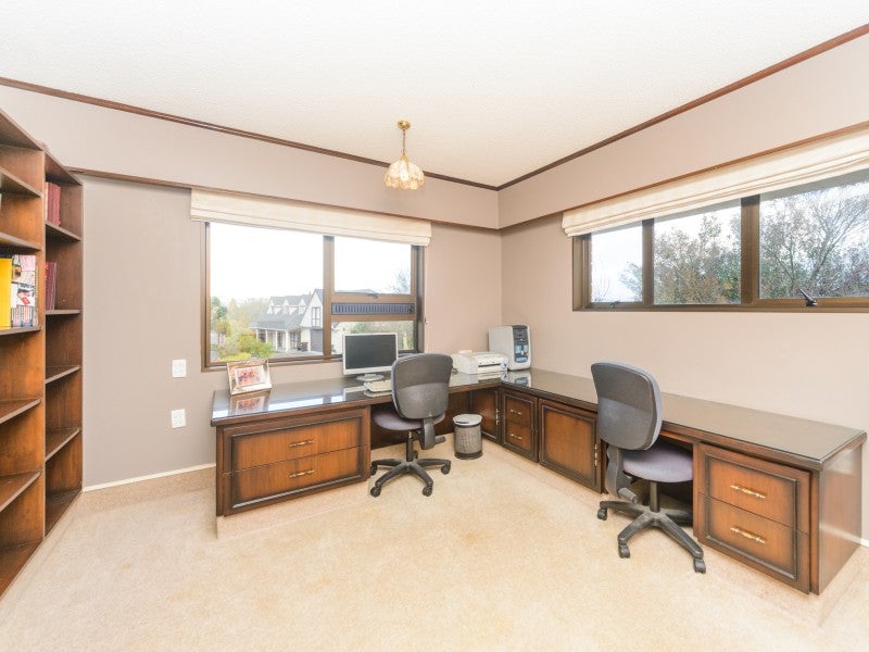 55 Rhodes Drive, Kelvin Grove, Palmerston North - Carousel 26