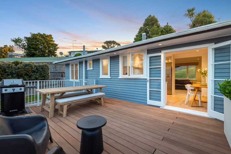 2/17 Stanley Road, Glenfield, Auckland - Carousel 2