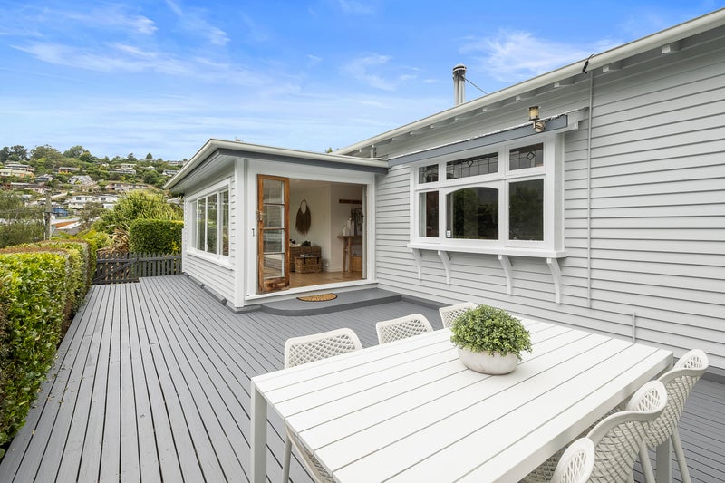 87 Eastern Terrace, Beckenham, Christchurch - Carousel 1