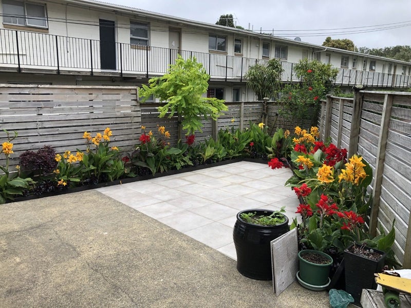 1/58 Grange Road, Mount Eden, Auckland - Carousel 1