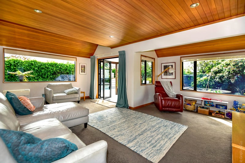 2/18 Ngaio Street, Saint Martins, Christchurch - Carousel 2