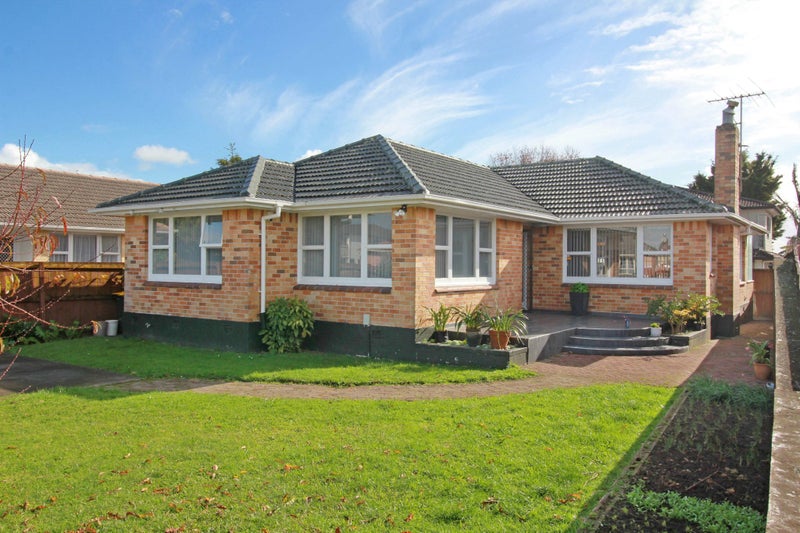 40 Sunnyside Crescent, Papatoetoe, Auckland - Carousel 2