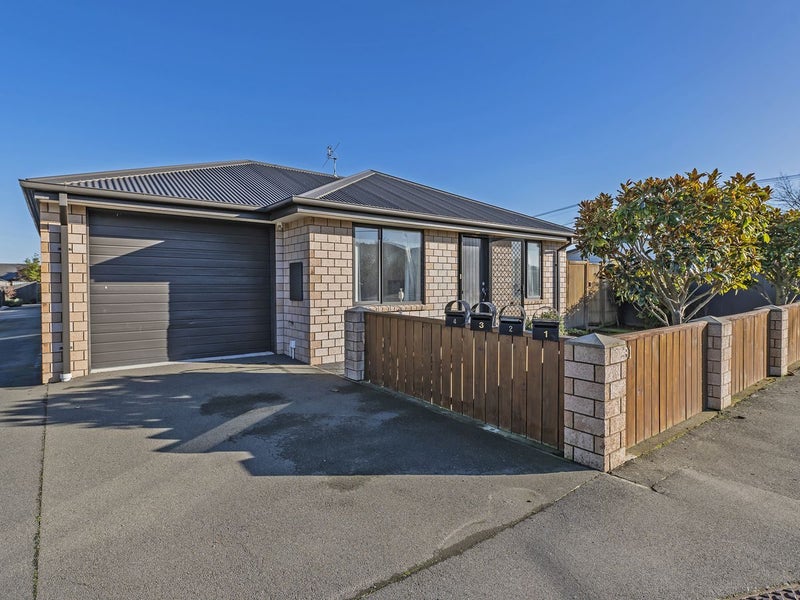 1/191 Gayhurst Road, Dallington, Christchurch - Carousel 1