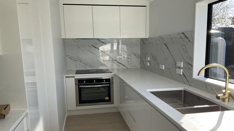 6/24 Watson Place, Papatoetoe, Auckland - Carousel 2