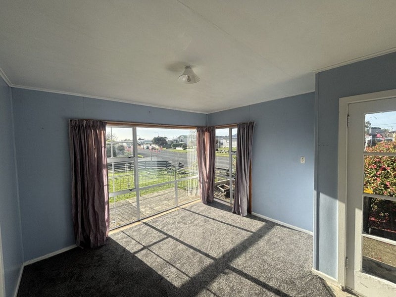 38 Carnarvon Street, Glengarry, Invercargill - Carousel 7