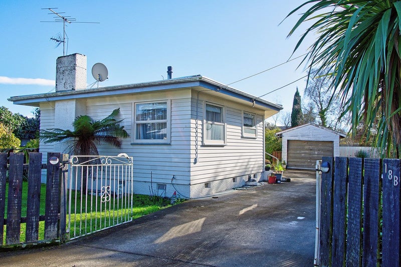 18B Fleet Street, Solway, Masterton - Carousel 18