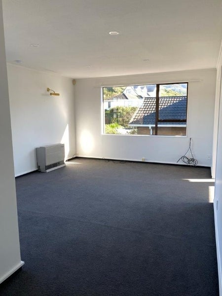 12A Shastri Terrace, Khandallah, Wellington - Carousel 2