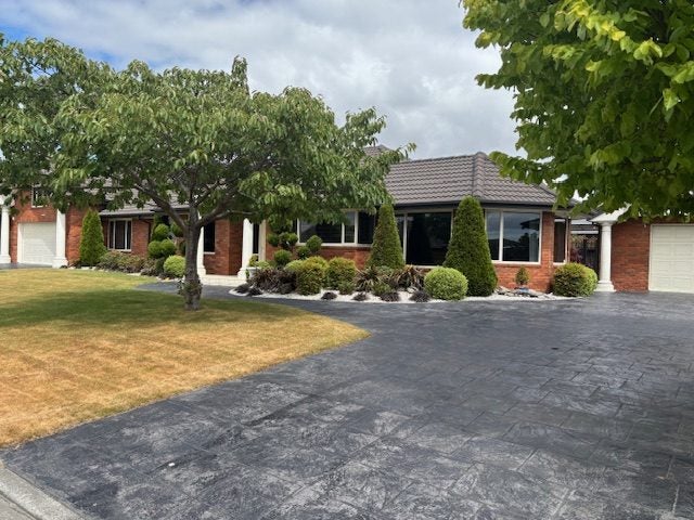 20 Bernadette Street, Aidanfield, Christchurch - Carousel 1