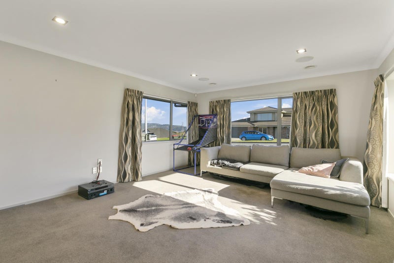 119 Kirton Drive, Riverstone Terraces, Upper Hutt - Carousel 14