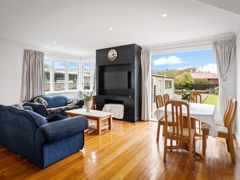 28 Moonshine Road, Trentham, Upper Hutt - Carousel 2