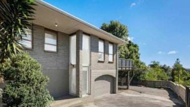 2/325 Glenfield Road, Glenfield, Auckland - Carousel 1