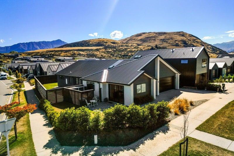 64 Howden Drive, Jacks Point, Queenstown - Carousel 2