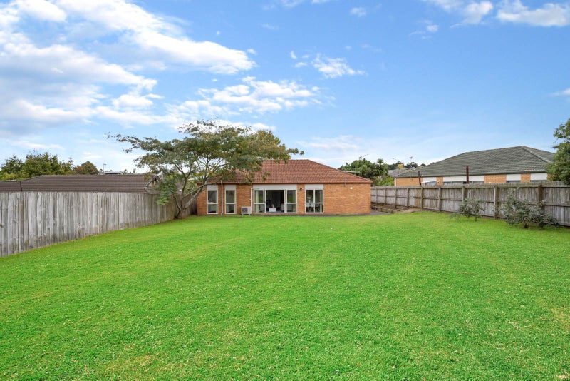 4 Waimarino Road, Weymouth, Auckland - Carousel 2