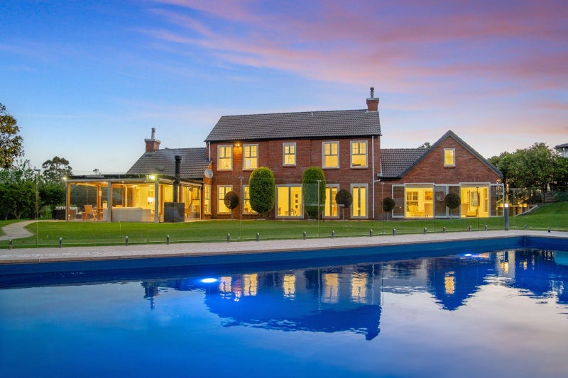 287 Clifton Road, Whitford, Howick - Carousel 6