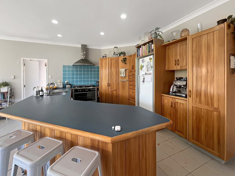 6 Balmoral Drive, Terrace End, Palmerston North - Carousel 2