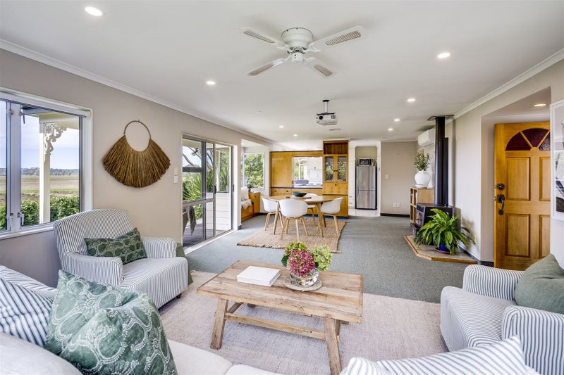 58 Nilgiri Road, Poraiti, Napier - Carousel 2