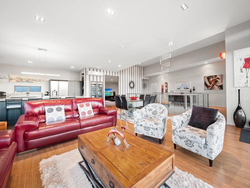 162 Castlewold Drive, Bethlehem, Tauranga - Carousel 2