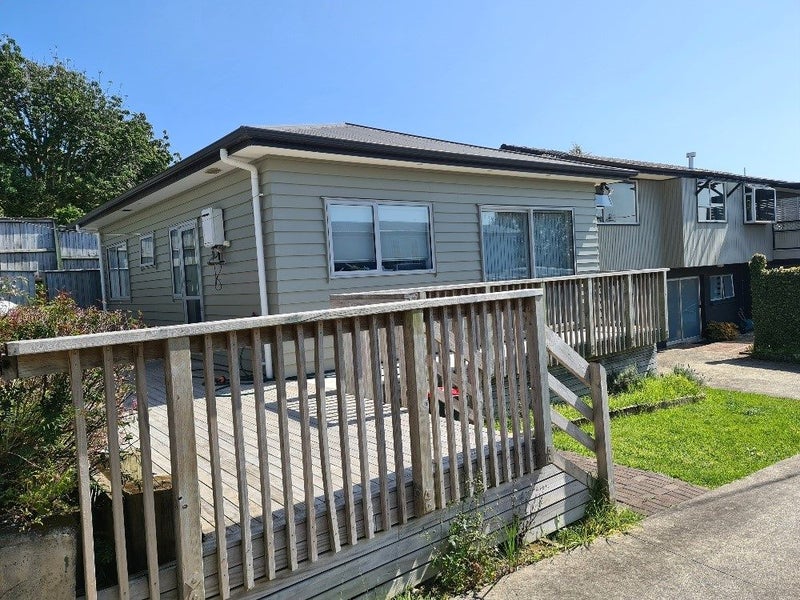 44A Penzance Road, Mairangi Bay, Auckland - Carousel 2
