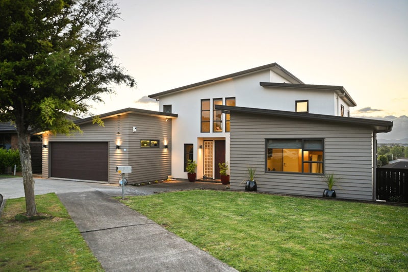 8 Bishopsworth Way, Huntington, Hamilton - Carousel 1