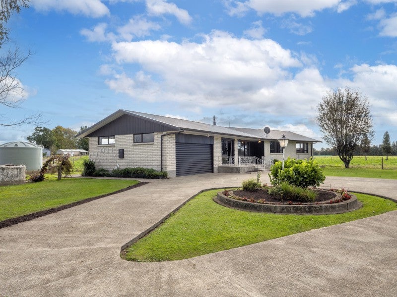 1470B State Highway 30, Awakeri, Whakatane - Carousel 1