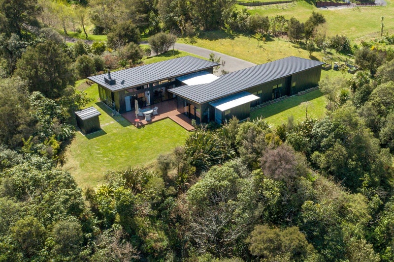 1/49 Huka Falls Road, Rangatira Park, Taupo - Carousel 1