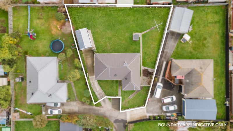 23 Lambeth Crescent, Northcote, Christchurch - Carousel 2