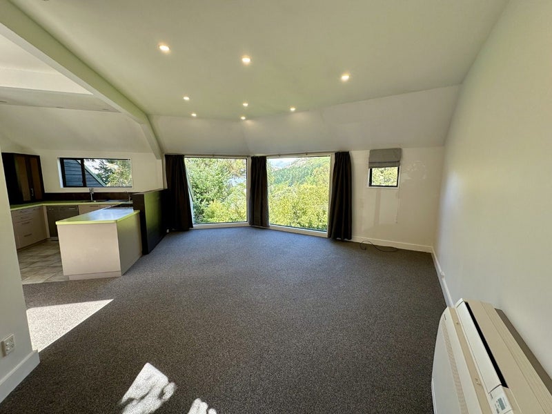 252A Fernhill Road, Sunshine Bay, Queenstown - Carousel 2