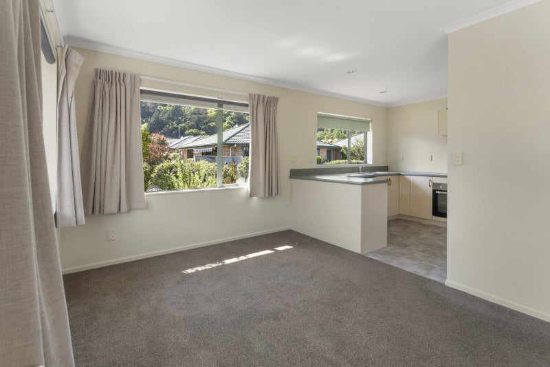 5 Eastwood Place, The Wood, Nelson - Carousel 2