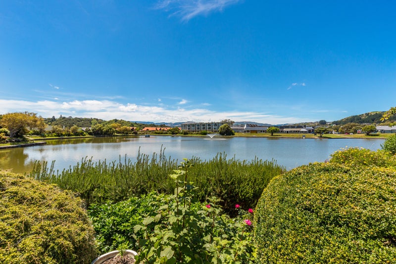 3 Lakeside Villas, WHITBY, PORIRUA - Carousel 1