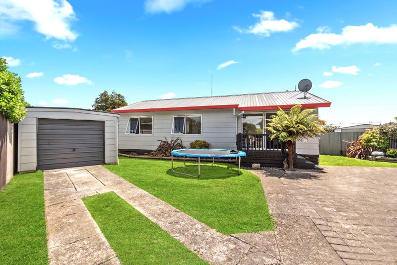 21 Smith Street, Frankton, Hamilton - Carousel 1