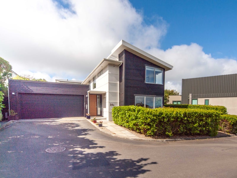 24E Mandalay Terrace, Khandallah, Wellington - Carousel 1