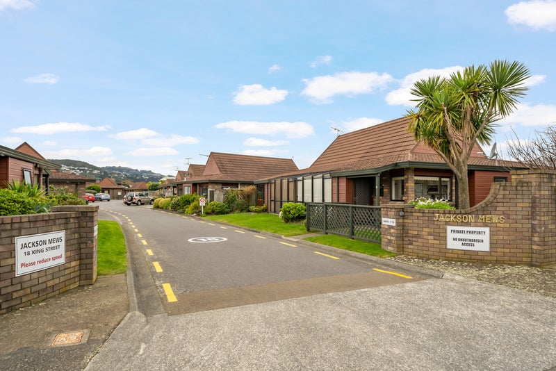 11/18 King Street, Petone, Lower Hutt - Carousel 11