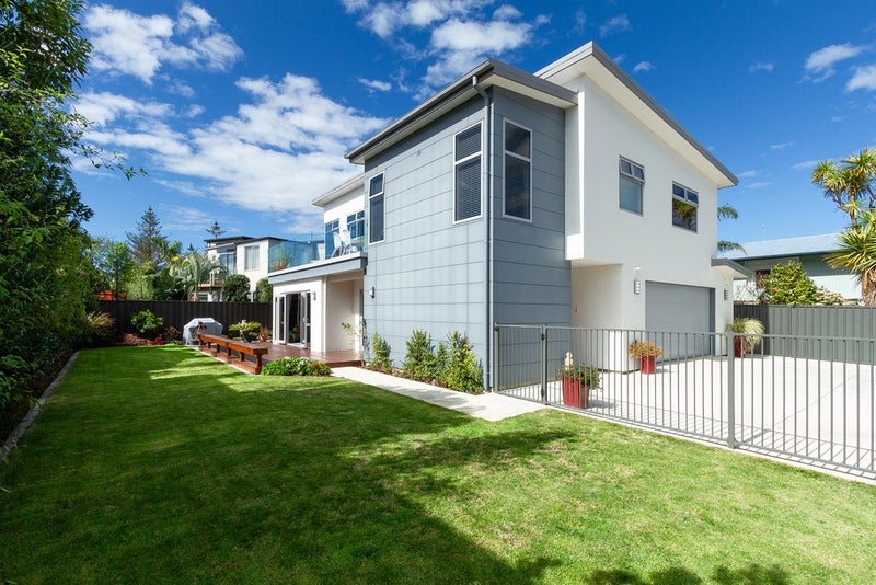 47 Charles Street, Westshore, Napier - Carousel 2