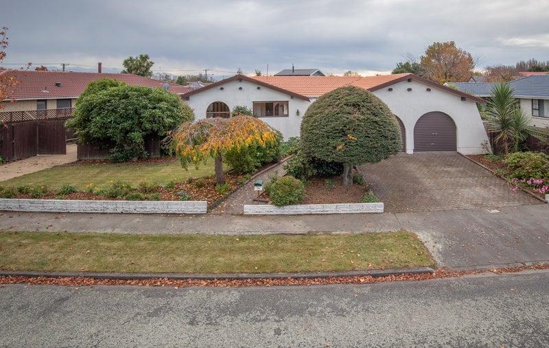 74 Glenmore Avenue, Casebrook, Christchurch - Carousel 1