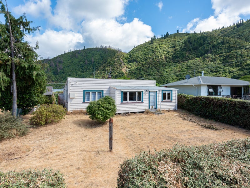 14 Miro Street, Rarangi - Carousel 2