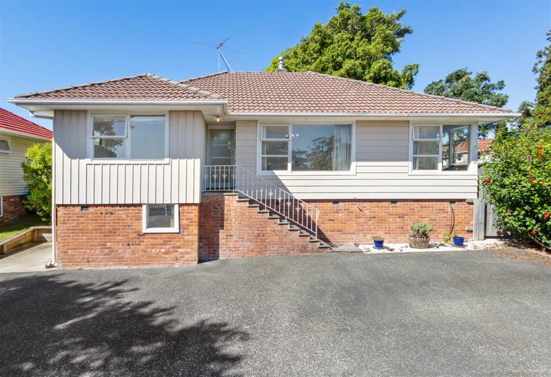 76 Barrys Road, Glendene, Auckland - Carousel 2